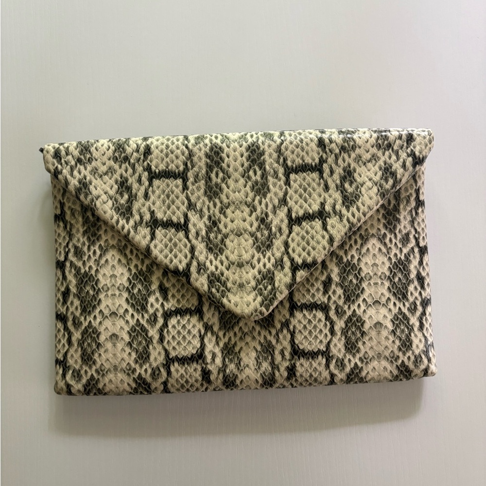 a new day Snake-Print Envelope Clutch - Cream & Black